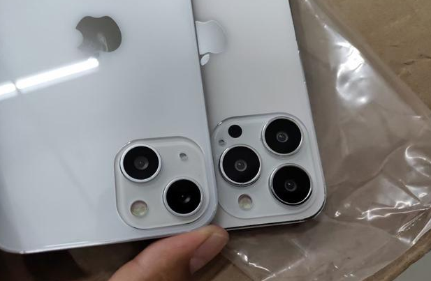 下城苹果手机维修分享iPhone 13‌机模长什么样 