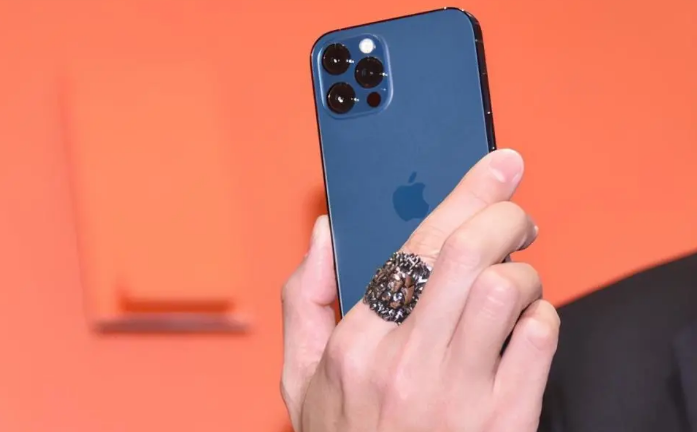 下城苹果手机维修分享iPhone12系列重启方法教程 