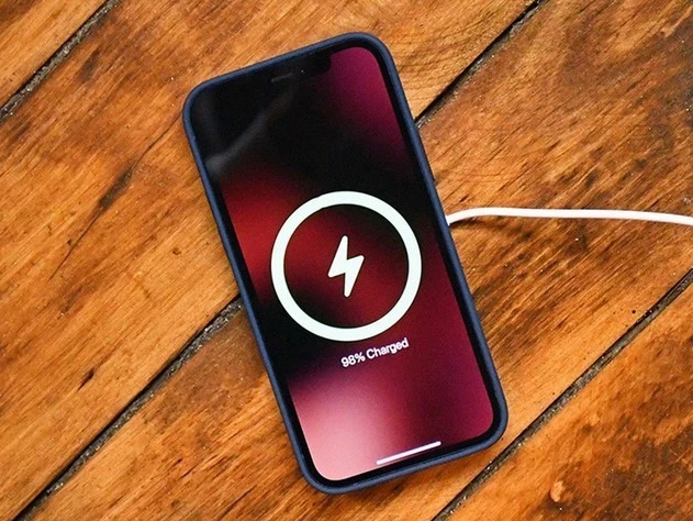 下城苹果手机维修分享iPhone 12可以随便充电吗 